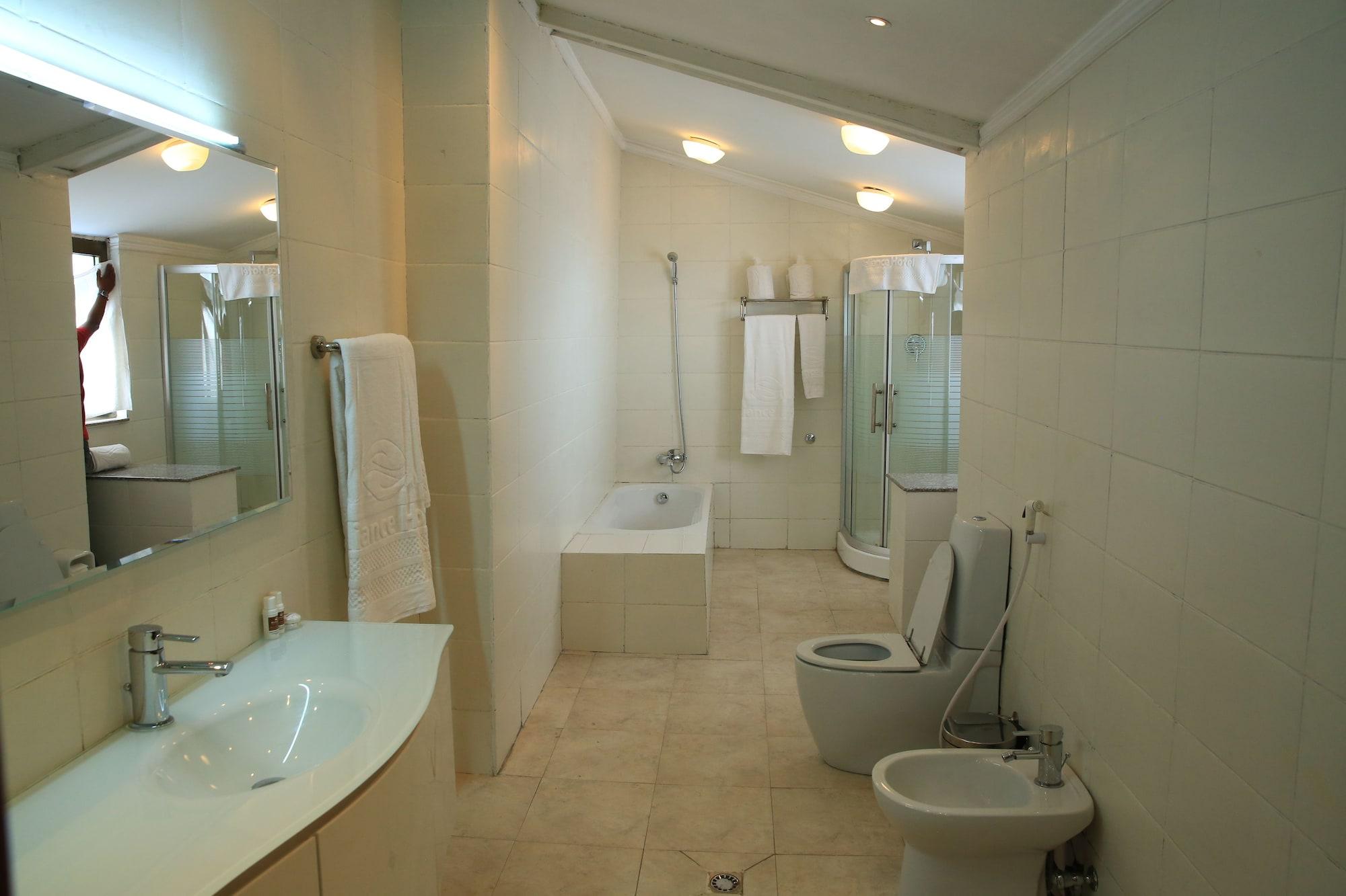 Reliance Hotel Apartment Addis Abeba Exterior foto